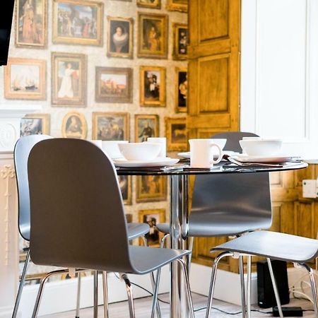 West Bow - Magical Harry Potter-Inspired Flat Near Edinburgh Castle Apartman Kültér fotó