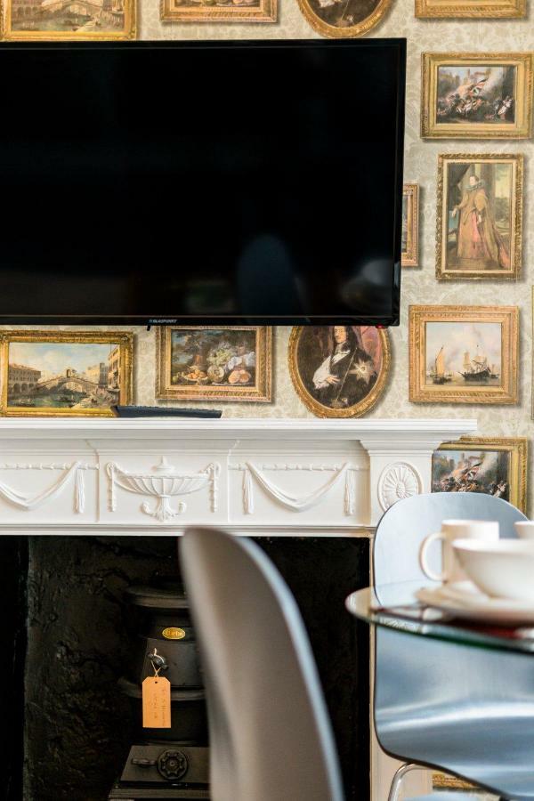 West Bow - Magical Harry Potter-Inspired Flat Near Edinburgh Castle Apartman Kültér fotó